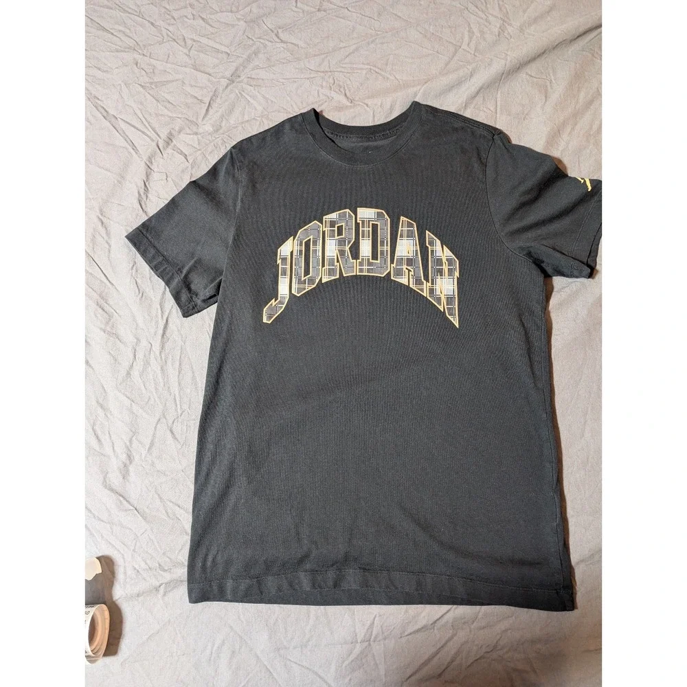 Nike Air‎ Jordan T-Shirt Mens Large Black & Gold Plaid Graphic DV1433-011